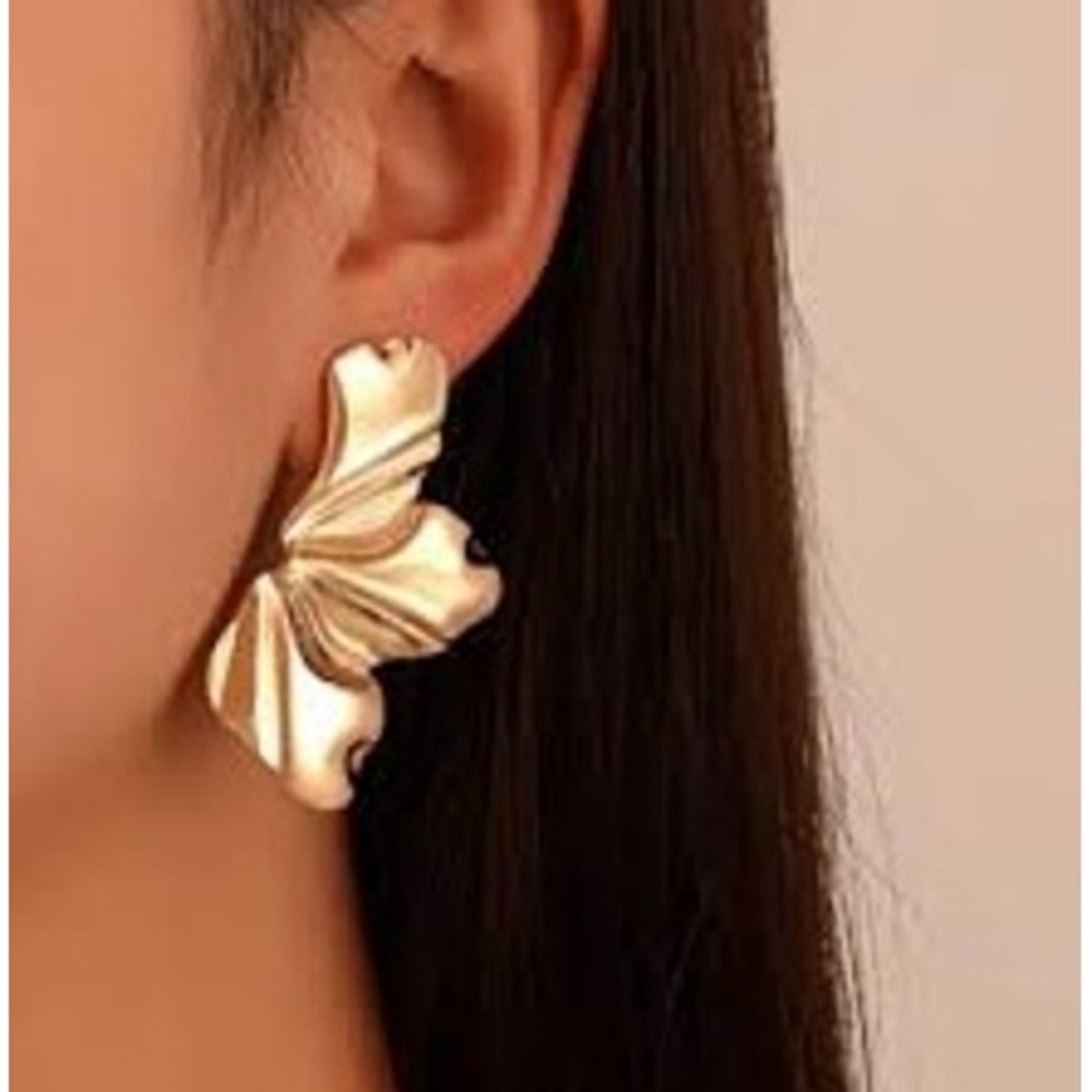 BALABOOSTÉ Paris‎ Women's Gold Tone Metal Textured Petal Statement Earrings